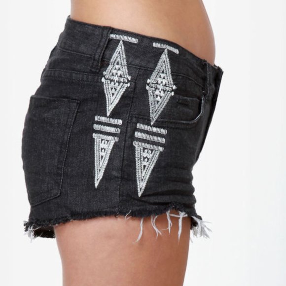 Billabong Lowah Embroidered Black Jean Shorts 9 - Picture 5 of 12